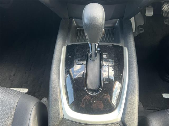 エクストレイル 20X エクストリーマーX 純正メモリナビ(DVD/CD/BT) フルセグ バックカメラ 日産純正アルミ スマートキー アイドリングストッププッシュスタート コーナーセンサー ダウンヒルアシストコントロール 横滑り防止 保証書(24枚目)