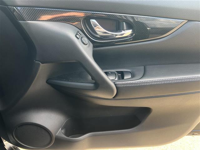 エクストレイル 20X エクストリーマーX 純正メモリナビ(DVD/CD/BT) フルセグ バックカメラ 日産純正アルミ スマートキー アイドリングストッププッシュスタート コーナーセンサー ダウンヒルアシストコントロール 横滑り防止 保証書(41枚目)