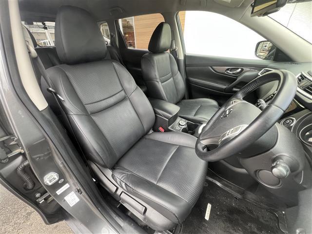 エクストレイル ２０Ｘｔｔ　エマージェンシーブレーキパッケージ　純正ＳＤナビ（ＤＶＤ／ＣＤ／ＢＴ）　フルセグ　全方位カメラ　日産純正アルミ　スマートキー　アイドリングストップ　プッシュスタート　クルーズコントロール追従走行なし　レーンキープアシスト　横滑り防止（34枚目）