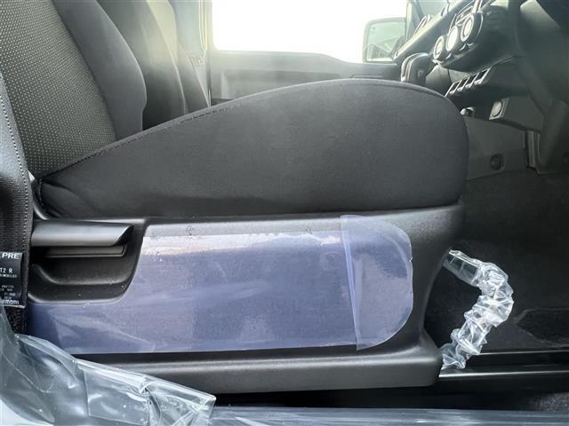 ジムニーノマド ＦＣ　衝突軽減システム　ＬＥＤヘッドライト　スズキ純正アルミ　スマートキー　アイドリングストップ　プッシュスタートコーナーセンサー　レーンキープアシスト　クルーズコントロール追従走行有　保証書　取扱説明書（26枚目）