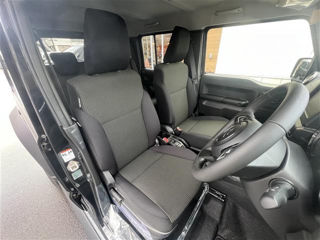 ジムニーノマド ＦＣ　衝突軽減システム　ＬＥＤヘッドライト　スズキ純正アルミ　スマートキー　アイドリングストップ　プッシュスタートコーナーセンサー　レーンキープアシスト　クルーズコントロール追従走行有　保証書　取扱説明書（29枚目）