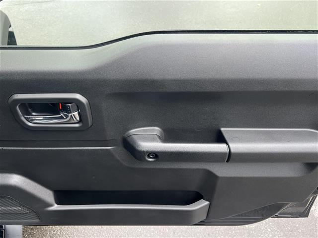 ジムニーノマド ＦＣ　衝突軽減システム　ＬＥＤヘッドライト　スズキ純正アルミ　スマートキー　アイドリングストップ　プッシュスタートコーナーセンサー　レーンキープアシスト　クルーズコントロール追従走行有　保証書　取扱説明書（41枚目）