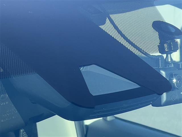 ヤリスクロス ハイブリッドG 衝突軽減システム 純正メモリナビ(BT/AM/FMUSB) バックカメラ トヨタ純正アルミ スマートキー アイドリングストップ プッシュスタート クルーズコントロール追従走行有 レーンキープアシスト(3枚目)