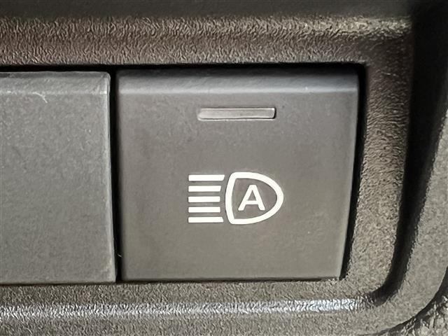 ヤリスクロス ハイブリッドG 衝突軽減システム 純正メモリナビ(BT/AM/FMUSB) バックカメラ トヨタ純正アルミ スマートキー アイドリングストップ プッシュスタート クルーズコントロール追従走行有 レーンキープアシスト(12枚目)