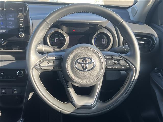 ヤリスクロス ハイブリッドG 衝突軽減システム 純正メモリナビ(BT/AM/FMUSB) バックカメラ トヨタ純正アルミ スマートキー アイドリングストップ プッシュスタート クルーズコントロール追従走行有 レーンキープアシスト(16枚目)