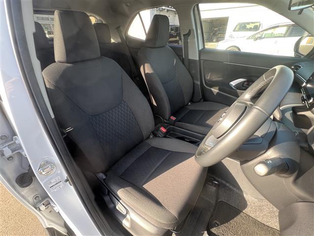 ヤリスクロス ハイブリッドG 衝突軽減システム 純正メモリナビ(BT/AM/FMUSB) バックカメラ トヨタ純正アルミ スマートキー アイドリングストップ プッシュスタート クルーズコントロール追従走行有 レーンキープアシスト(31枚目)