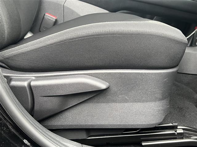 ノート X FOUR 衝突軽減システム 純正メモリナビ(BT/AM/FM/USB) フルセグ アラウンドビューモニター スマートキー プッシュスタート クルーズコントロール追従走行有 コーナーセンサー 保証書 取扱説明書(28枚目)