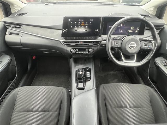 ノート X FOUR 衝突軽減システム 純正メモリナビ(BT/AM/FM/USB) フルセグ アラウンドビューモニター スマートキー プッシュスタート クルーズコントロール追従走行有 コーナーセンサー 保証書 取扱説明書(42枚目)