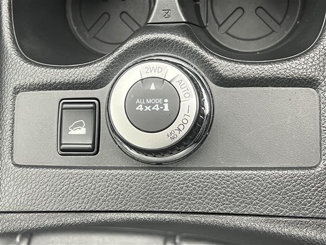 エクストレイル 20X エクストリーマーX 衝突軽減 LEDヘッドライト 日産純正アルミ スマートキー アイドリングストップ プッシュスタート クルーズコントロール追従走行なし ダウンヒルアシストコントロール コーナーセンサー 保証書 取説(26枚目)