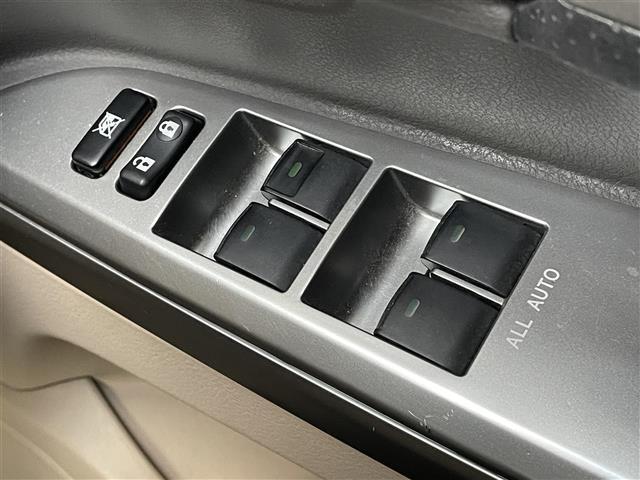 ランドクルーザー ＺＸ　４ＷＤ　サンルーフ　ベージュレザー　シート　純正メーカーナビ　バックカメラ　ＥＴＣ　社外１８インチアルミ　社外１８インチアルミ夏タイヤ積込　前後コーナーセンサー　　ルーフレール　ワンオーナー（27枚目）