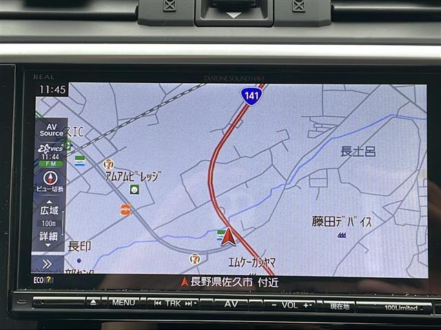 レヴォーグ ２．０ＧＴ－Ｓアイサイト　アドバンスドセーフティサポート　４ＷＤ・ターボ　純正メモリナビフルセグＴＶ　バックカメラ　ＥＴＣ　ハーフレザーシート　前後コーナーセンサー　純正１８インチアルミ　レーンキープアシスト　パドルシフト（4枚目）