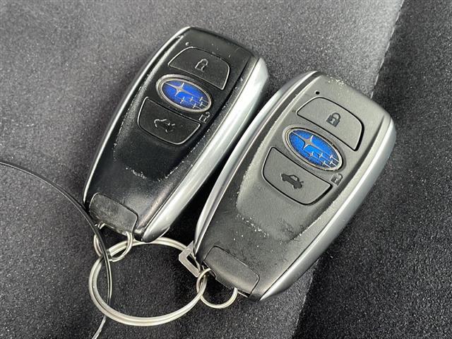 レヴォーグ ２．０ＧＴ－Ｓアイサイト　アドバンスドセーフティサポート　４ＷＤ・ターボ　純正メモリナビフルセグＴＶ　バックカメラ　ＥＴＣ　ハーフレザーシート　前後コーナーセンサー　純正１８インチアルミ　レーンキープアシスト　パドルシフト（13枚目）