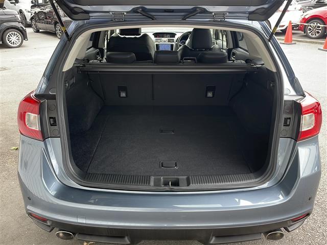 レヴォーグ ２．０ＧＴ－Ｓアイサイト　アドバンスドセーフティサポート　４ＷＤ・ターボ　純正メモリナビフルセグＴＶ　バックカメラ　ＥＴＣ　ハーフレザーシート　前後コーナーセンサー　純正１８インチアルミ　レーンキープアシスト　パドルシフト（21枚目）