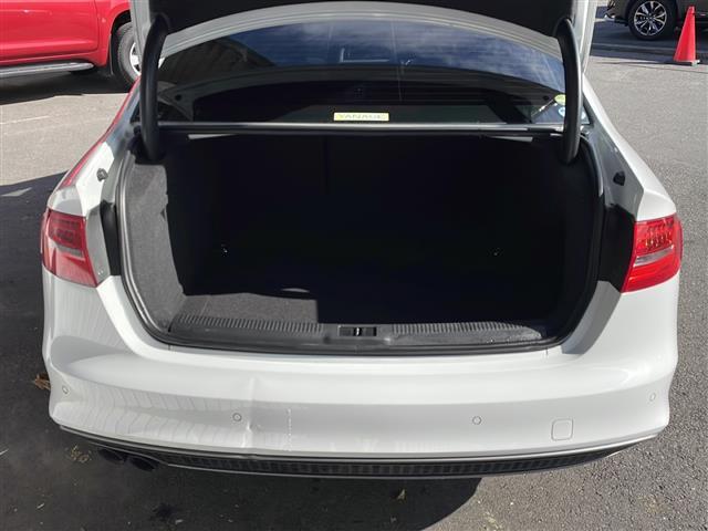 Ａ４ ２．０ＴＦＳＩクワトロ　４ＷＤ　メモリーナビ　バックカメラ　純正１８インチアルミ　ハーフレザーシート　シートヒーター　　コーナーセンサー　　保証書・取説（20枚目）