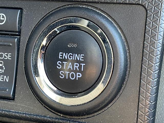 タント カスタムRS 4WD 純正9型メモリナビフルセグTV バックカメラ ビルトインETC 両側パワースライドドア ハーフレザーシート 純正15インチアルミ シートヒーター  レーンキープアシスト ワンオーナー(10枚目)