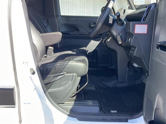 タント カスタムRS 4WD 純正9型メモリナビフルセグTV バックカメラ ビルトインETC 両側パワースライドドア ハーフレザーシート 純正15インチアルミ シートヒーター  レーンキープアシスト ワンオーナー(16枚目)