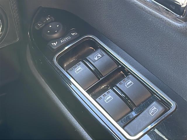 タント カスタムRS 4WD 純正9型メモリナビフルセグTV バックカメラ ビルトインETC 両側パワースライドドア ハーフレザーシート 純正15インチアルミ シートヒーター  レーンキープアシスト ワンオーナー(27枚目)