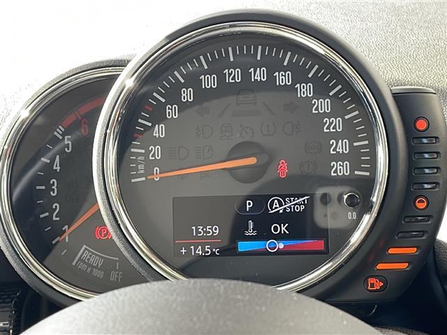 ＭＩＮＩ クーパーＤ　クラブマン　純正メーカーナビ　バックカメラ　社外１６インチアルミ　純正アルミ夏タイヤ積込　プッシュスタート　　保証書・取説（24枚目）