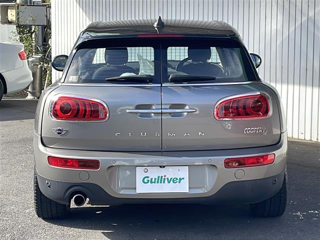 ＭＩＮＩ クーパーＤ　クラブマン　純正メーカーナビ　バックカメラ　社外１６インチアルミ　純正アルミ夏タイヤ積込　プッシュスタート　　保証書・取説（29枚目）