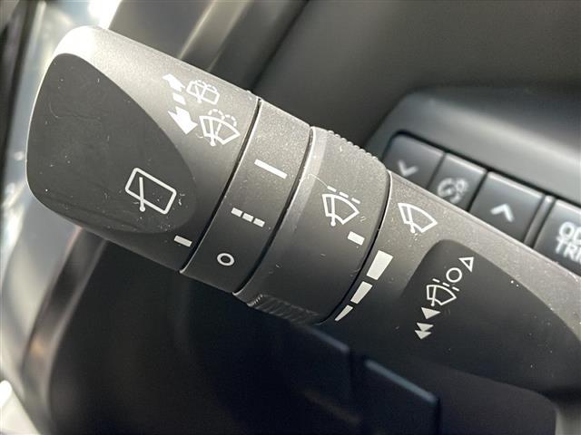 アルファード 2.5S トヨタセーフティセンス アルパイン9型ナビフルセグTV アルパインフリップダウンモニター 両側パワースライドドア 純正18インチアルミ ビルトインETC スマートキー プッシュスタート(25枚目)