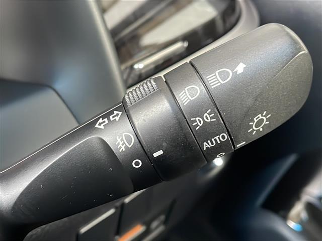 アルファード 2.5S トヨタセーフティセンス アルパイン9型ナビフルセグTV アルパインフリップダウンモニター 両側パワースライドドア 純正18インチアルミ ビルトインETC スマートキー プッシュスタート(26枚目)