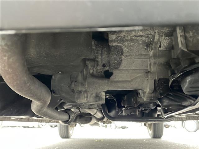 N-BOXカスタム G・Lパッケージ 4WD 純正14インチアルミ 左側パワースライドドア HIDヘッドライト プッシュスタート スマートキー(31枚目)