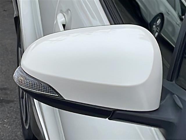 アクア Ｘ－アーバン　純正メモリナビフルセグＴＶ　バックカメラ　ＥＴＣ　純正１６インチアルミ　社外アルミ冬タイヤ積込　ワンオーナー　　保証書・取説　スペアキー（32枚目）