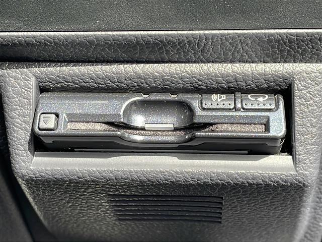 フォレスター 2.0XT アイサイト 4WD アドバンスセーフティパッケージ メモリーナビフルセグTV バックカメラ ETC パワーバックドア 前後ドラレコ ハーフレザーシート シートヒーター 純正18インチアルミ 前後コーナーセンサー(6枚目)