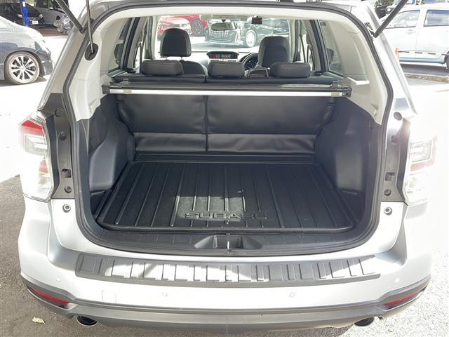 フォレスター 2.0XT アイサイト 4WD アドバンスセーフティパッケージ メモリーナビフルセグTV バックカメラ ETC パワーバックドア 前後ドラレコ ハーフレザーシート シートヒーター 純正18インチアルミ 前後コーナーセンサー(20枚目)