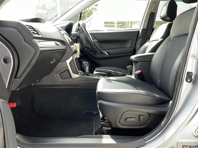 フォレスター 2.0XT アイサイト 4WD アドバンスセーフティパッケージ メモリーナビフルセグTV バックカメラ ETC パワーバックドア 前後ドラレコ ハーフレザーシート シートヒーター 純正18インチアルミ 前後コーナーセンサー(28枚目)