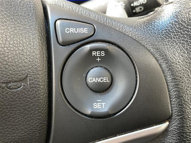 シャトル ハイブリッドＸ　４ＷＤ　ギャザーズナビＴＶ　バックカメラ　ＥＴＣ　ハーフレザーシート　プッシュスタート　純正フロアマット（11枚目）