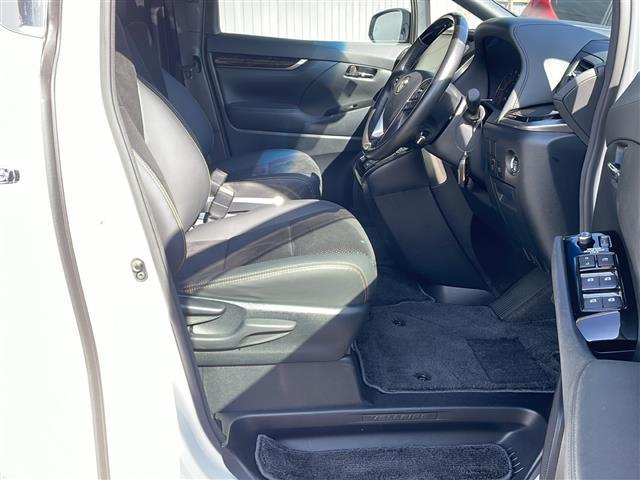 ヴェルファイア ２．５Ｚ　ゴールデンアイズ　ツインムーンルーフ　モデリスタエアロ　純正メモリナビフルセグＴＶ　バックカメラ　ビルトインＥＴＣ　デジタルインナーミラー　両側パワースライドドア　パワーバックドア　社外２０インチアルミ　ハーフレザー（17枚目）