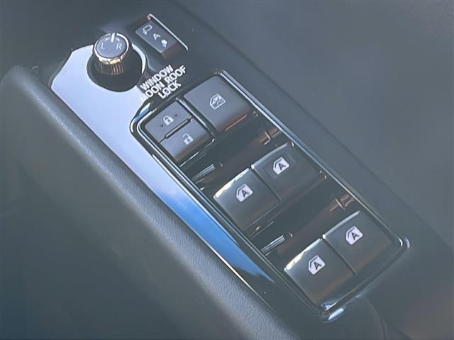 ヴェルファイア ２．５Ｚ　ゴールデンアイズ　ツインムーンルーフ　モデリスタエアロ　純正メモリナビフルセグＴＶ　バックカメラ　ビルトインＥＴＣ　デジタルインナーミラー　両側パワースライドドア　パワーバックドア　社外２０インチアルミ　ハーフレザー（29枚目）