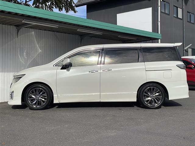 エルグランド ライダー 黒本革シート 4WD ブラックレザーシート 両側パワースライドドア メモリナビフルセグTV バックカメラ ETC 純正18インチアルミ シートヒーター パワーシート クルーズコントロール 保証書 スペアキー(40枚目)