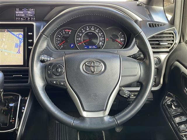 ヴォクシー ZS 煌 純正メモリナビフルセグTV バックカメラ ETC ドライブレコーダー 両側パワースライドドア 純正16インチアルミ クルーズコントロール プッシュスタート アイドリングストップ 保証書 取説(15枚目)