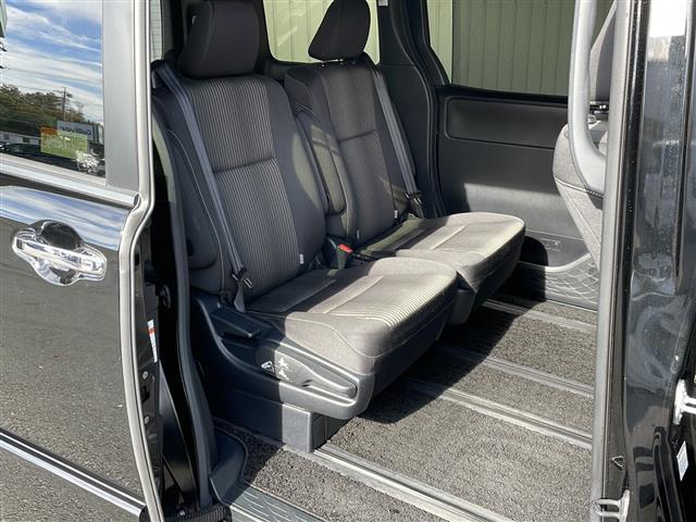 ヴォクシー ZS 煌 純正メモリナビフルセグTV バックカメラ ETC ドライブレコーダー 両側パワースライドドア 純正16インチアルミ クルーズコントロール プッシュスタート アイドリングストップ 保証書 取説(18枚目)