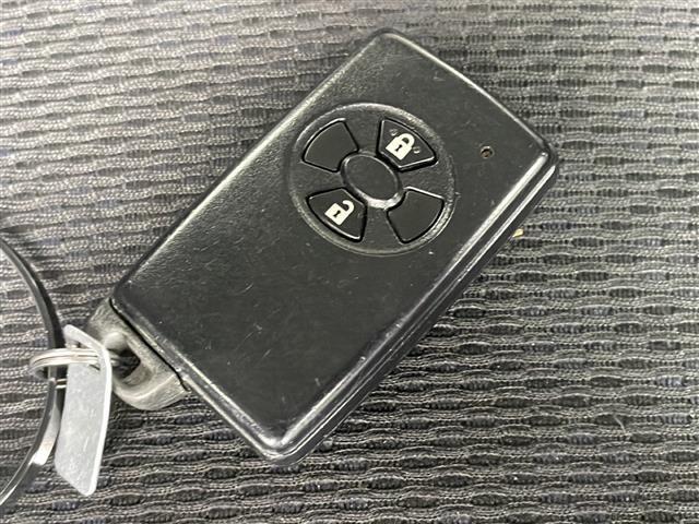 カローラルミオン 1.5G DVDナビ ETC 社外15インチアルミ プッシュスタート 保証書・取説(8枚目)