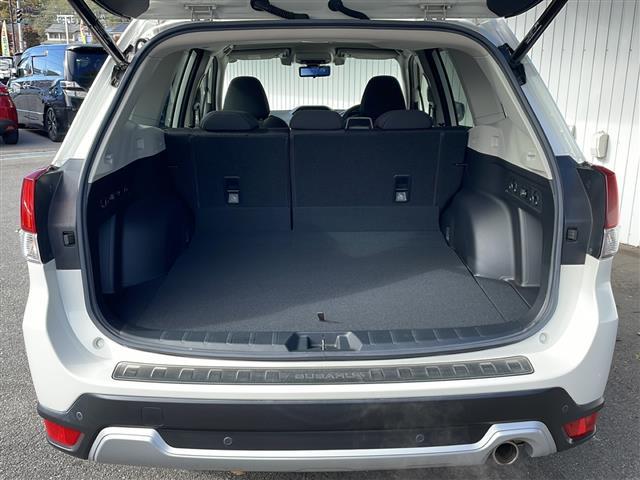 フォレスター アドバンス 4WD アイサイト 純正8型ナビフルセグTV バックカメラ・サイドカメラ パワーバックドア インテリジェントミラー ハーフレザーシート☆シートヒーター パワーシート ステアリングヒーター(17枚目)