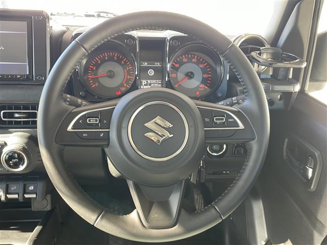 ジムニー ＸＣ　４ＷＤ　セーフティサポート　純正８型ナビフルセグＴＶ　バックカメラ　クルーズコントロール　プッシュスタート　シートヒーター　オールテレインタイヤ　社外１６インチアルミ　社外足回り　社外テールランプ（12枚目）