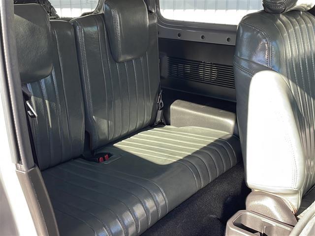 ジムニー ＸＣ　４ＷＤ　セーフティサポート　純正８型ナビフルセグＴＶ　バックカメラ　クルーズコントロール　プッシュスタート　シートヒーター　オールテレインタイヤ　社外１６インチアルミ　社外足回り　社外テールランプ（18枚目）