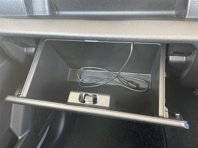 ジムニー ＸＣ　４ＷＤ　セーフティサポート　純正８型ナビフルセグＴＶ　バックカメラ　クルーズコントロール　プッシュスタート　シートヒーター　オールテレインタイヤ　社外１６インチアルミ　社外足回り　社外テールランプ（29枚目）