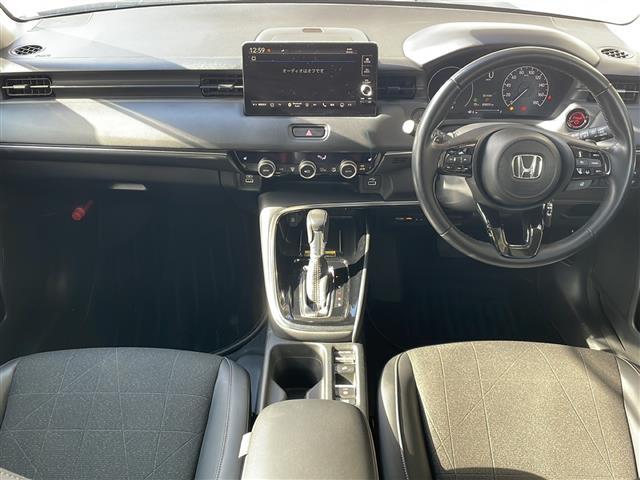 ヴェゼル ｅ：ＨＥＶ　Ｚ　純正メーカーナビフルセグＴＶ　バックカメラ　ＥＴＣ２．０　パワーバックドア　純正１８インチアルミ　ハーフレザーシート　シートヒーター　ステアリングヒーター　前後コーナーセンサー　後退出庫サポート（2枚目）