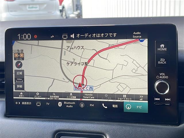 ヴェゼル ｅ：ＨＥＶ　Ｚ　純正メーカーナビフルセグＴＶ　バックカメラ　ＥＴＣ２．０　パワーバックドア　純正１８インチアルミ　ハーフレザーシート　シートヒーター　ステアリングヒーター　前後コーナーセンサー　後退出庫サポート（4枚目）