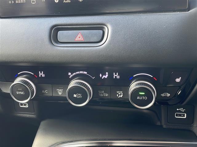 ヴェゼル ｅ：ＨＥＶ　Ｚ　純正メーカーナビフルセグＴＶ　バックカメラ　ＥＴＣ２．０　パワーバックドア　純正１８インチアルミ　ハーフレザーシート　シートヒーター　ステアリングヒーター　前後コーナーセンサー　後退出庫サポート（14枚目）