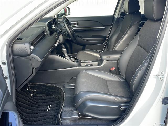 ヴェゼル ｅ：ＨＥＶ　Ｚ　純正メーカーナビフルセグＴＶ　バックカメラ　ＥＴＣ２．０　パワーバックドア　純正１８インチアルミ　ハーフレザーシート　シートヒーター　ステアリングヒーター　前後コーナーセンサー　後退出庫サポート（24枚目）