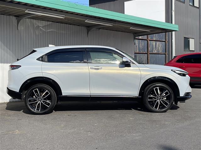 ヴェゼル ｅ：ＨＥＶ　Ｚ　純正メーカーナビフルセグＴＶ　バックカメラ　ＥＴＣ２．０　パワーバックドア　純正１８インチアルミ　ハーフレザーシート　シートヒーター　ステアリングヒーター　前後コーナーセンサー　後退出庫サポート（38枚目）