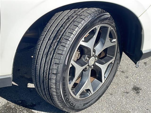 フォレスター 2.0i-S アイサイト 4WD アイサイト ブラックレザーシート HDDナビフルセグTV バックカメラ ETC パワーバックドアシートヒーター パワーシート プッシュスタート 純正アルミ付き冬タイヤ積込 保証書 スペアキー(22枚目)