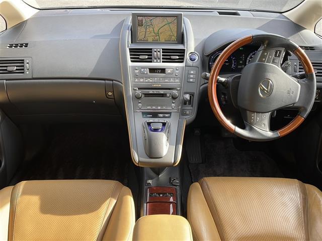 ＨＳ ＨＳ２５０ｈ　バージョンＬ　ブラウンレザーシート　純正メーカーナビ　バックカメラ　フロントカメラ　ＥＴＣ　ドライブレコーダー　コーナーセンサー　純正１８インチアルミ　純正ウッドコンビステアリング　コーナーセンサー（2枚目）