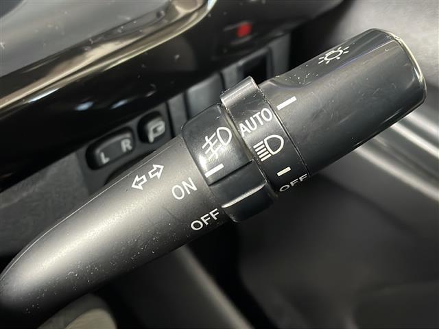 ハイエースバン ロングスーパーＧＬ　４ＷＤ　ディーゼル　エアロ　メモリナビＴＶ　バックカメラ　ＥＴＣ　社外ウッドコンビステアリング　保証書・取説　スペアキー×２（22枚目）