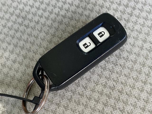 Ｎ－ＯＮＥ Ｇ　純正メモリナビＴＶ　社外１４インチアルミ　プッシュスタート　スマートキー　ホイール付き冬タイヤ積込　保証書・取説（8枚目）